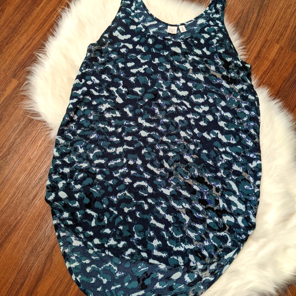 BP Dress Shirt / Size M